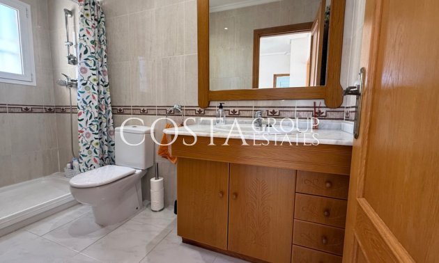 Revente - Villa -
Orihuela Costa