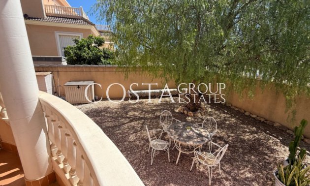 Revente - Villa -
Orihuela Costa