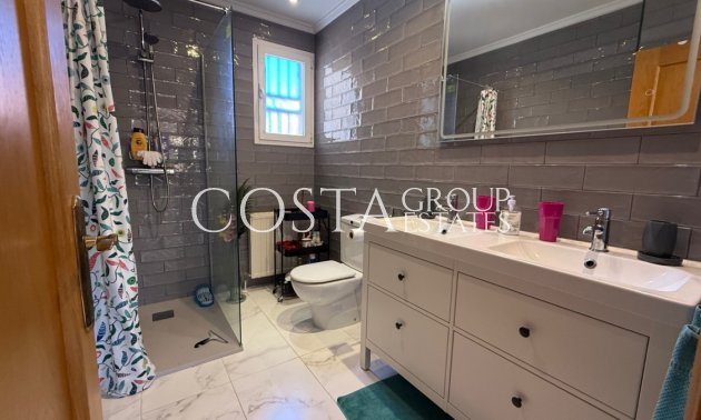 Revente - Villa -
Orihuela Costa