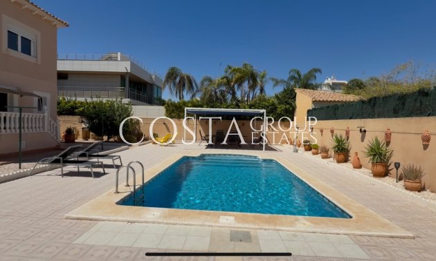 Revente - Villa -
Orihuela Costa