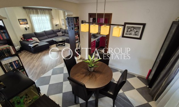 Revente - Villa -
Orihuela Costa