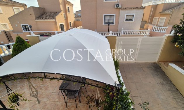 Revente - Villa -
Orihuela Costa