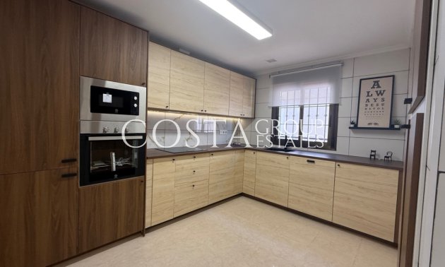 Resale - House -
San Miguel de Salinas - San Miguel de Salinas Centro