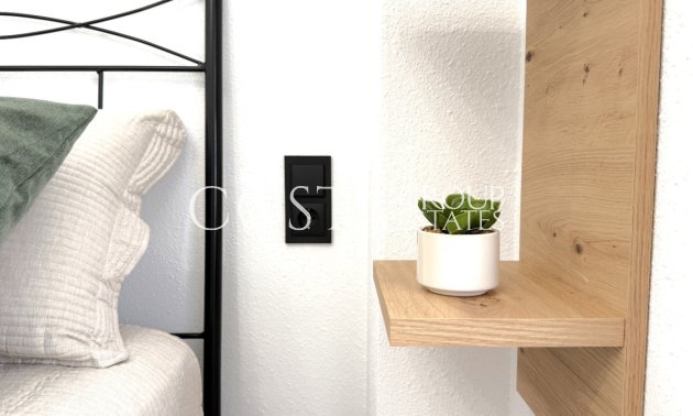 Herverkoop - Apartments -
Torrevieja