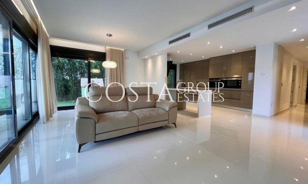 Herverkoop - Villa -
Orihuela Costa - Dehesa de Campoamor