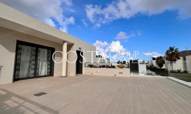 Herverkoop - Villa -
Orihuela Costa - Dehesa de Campoamor