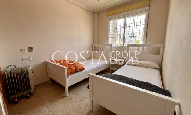 Herverkoop - Villa -
Orihuela Costa - La Zenia