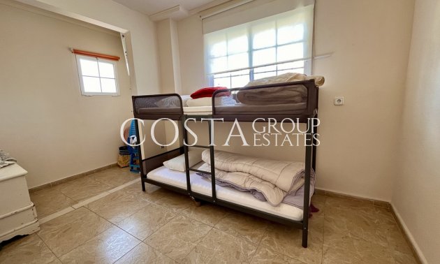 Herverkoop - Villa -
Orihuela Costa - La Zenia