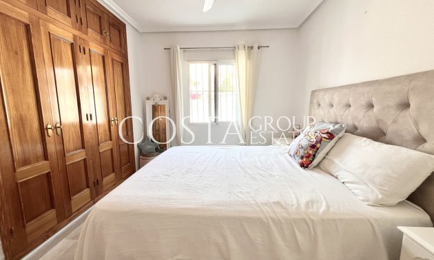 Odsprzedaż - Willa -
San Miguel de Salinas - San Miguel de Salinas Centro