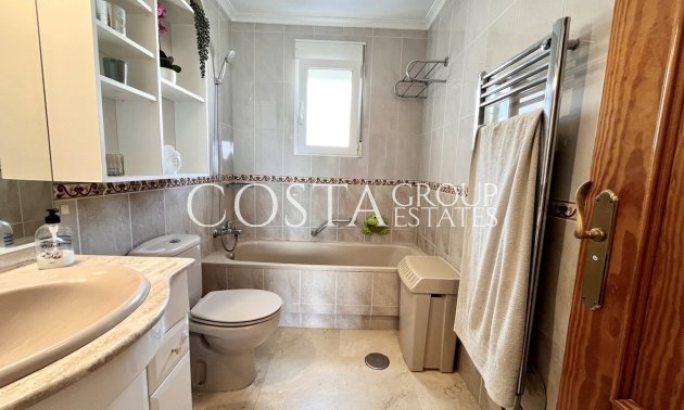 Odsprzedaż - Willa -
San Miguel de Salinas - San Miguel de Salinas Centro