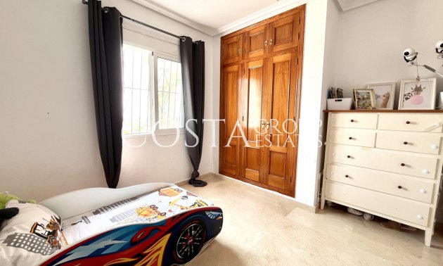 Odsprzedaż - Willa -
San Miguel de Salinas - San Miguel de Salinas Centro