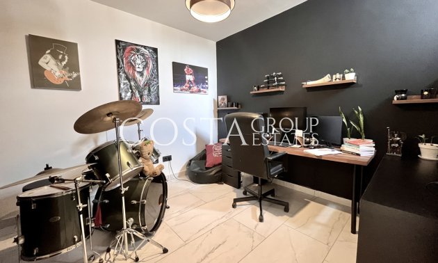 Odsprzedaż - Willa -
San Miguel de Salinas - San Miguel de Salinas Centro