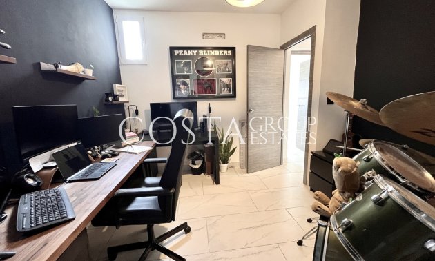 Odsprzedaż - Willa -
San Miguel de Salinas - San Miguel de Salinas Centro