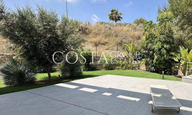 Herverkoop - Villa -
Orihuela Costa - Las Colinas Golf