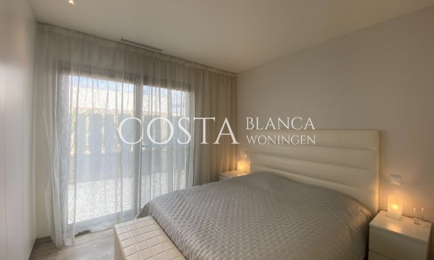 Odsprzedaż - Willa -
Benijofar