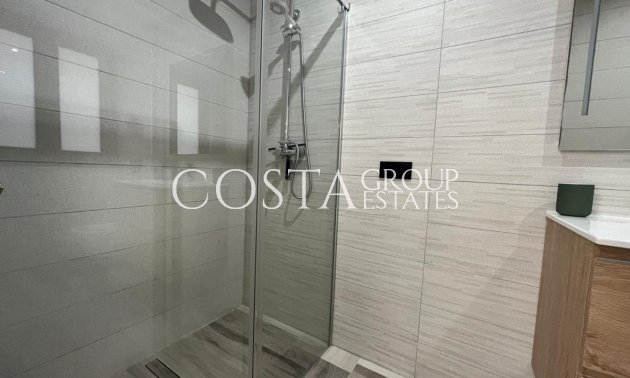 Herverkoop - Villa -
Orihuela Costa - Los Balcones