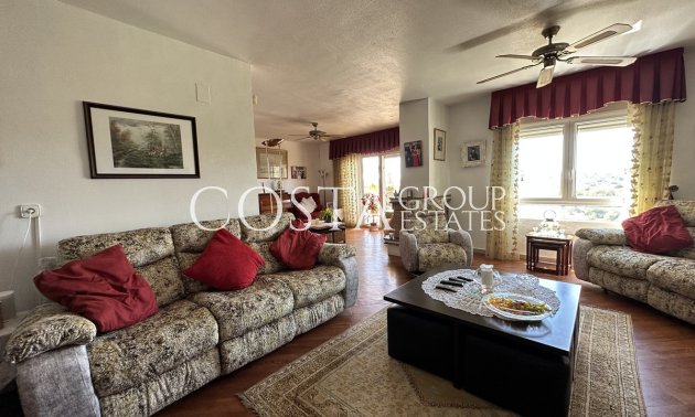 Herverkoop - Villa -
Orihuela Costa - Villamartin