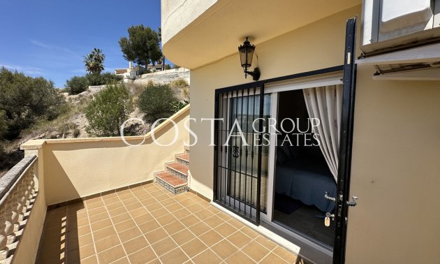 Herverkoop - Villa -
Orihuela Costa - Villamartin