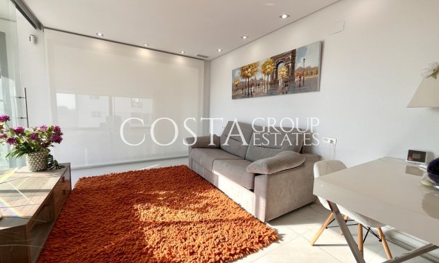 Wiederverkauf - Villa -
Orihuela Costa - Los Dolses