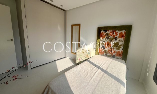 Herverkoop - Villa -
Orihuela Costa - Villamartin