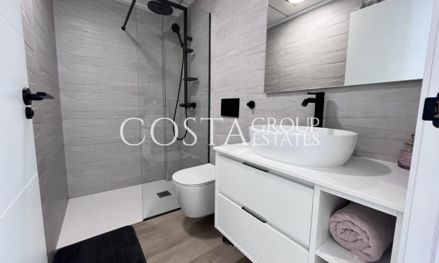 Herverkoop - Villa -
Orihuela Costa - Playa Flamenca