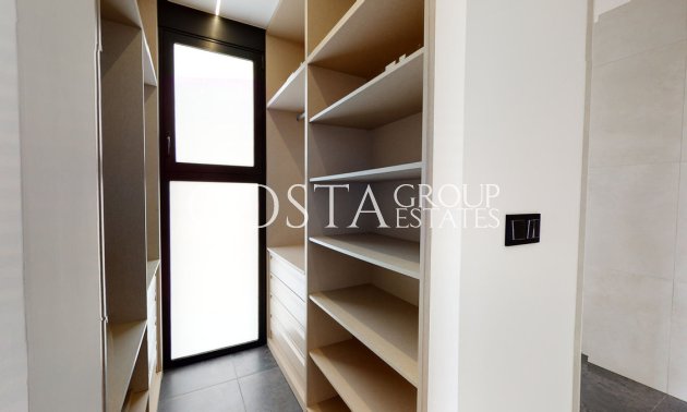 Herverkoop - Villa -
Orihuela Costa - Los Balcones