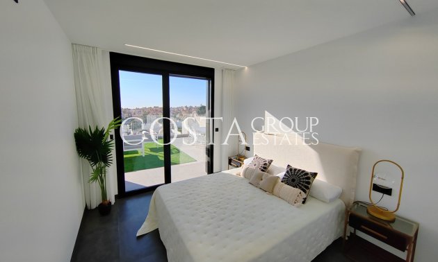 Herverkoop - Villa -
Orihuela Costa - Los Balcones