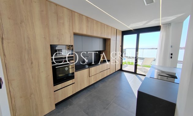 Herverkoop - Villa -
Orihuela Costa - Los Balcones