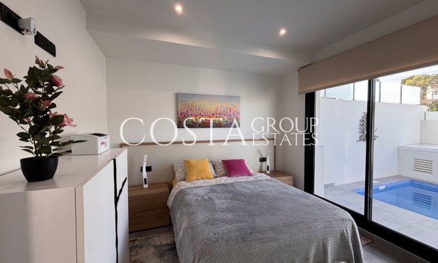 Herverkoop - Villa -
Orihuela Costa - Villamartin