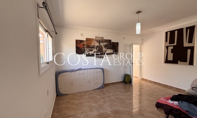 Wiederverkauf - Villa -
Benijofar