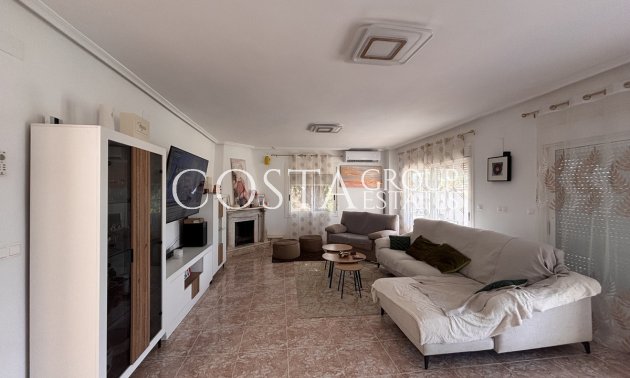 Wiederverkauf - Villa -
Benijofar