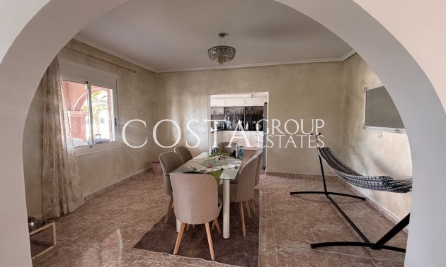 Wiederverkauf - Villa -
Benijofar