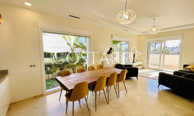 Herverkoop - Villa -
Orihuela Costa - La Zenia