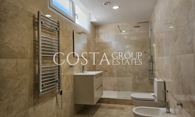 Herverkoop - Villa -
Orihuela Costa - La Zenia