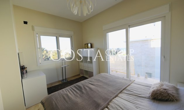 Herverkoop - Villa -
Orihuela Costa - La Zenia