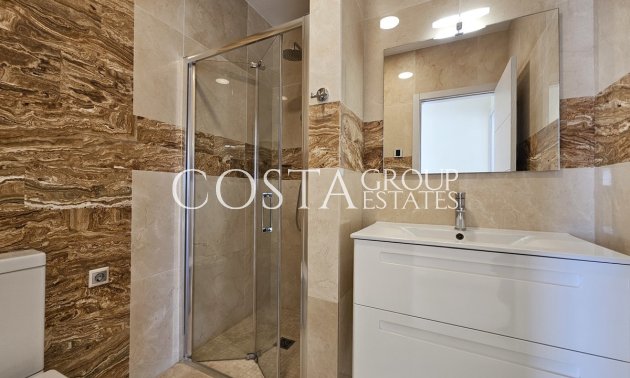 Herverkoop - Villa -
Orihuela Costa - La Zenia