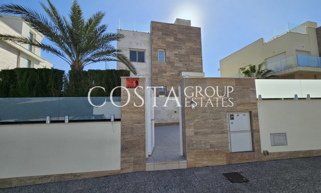 Herverkoop - Villa -
Orihuela Costa - La Zenia