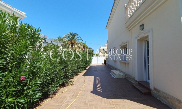 Herverkoop - Villa -
Orihuela Costa - Cabo Roig