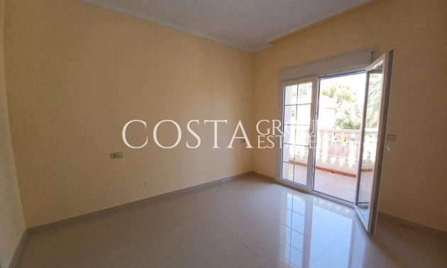 Herverkoop - Villa -
Orihuela Costa - Cabo Roig