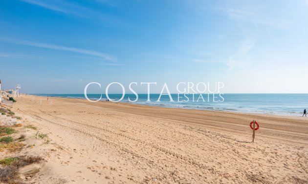 Revente - Villa -
Guardamar del Segura - Guardamar del Segura Centro