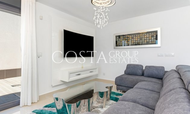 Odsprzedaż - Willa -
San Miguel de Salinas - San Miguel de Salinas Centro