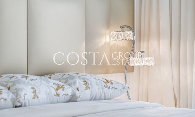 Odsprzedaż - Willa -
San Miguel de Salinas - San Miguel de Salinas Centro