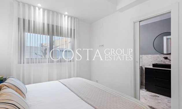 Revente - Villa -
Torrevieja - El Chaparral