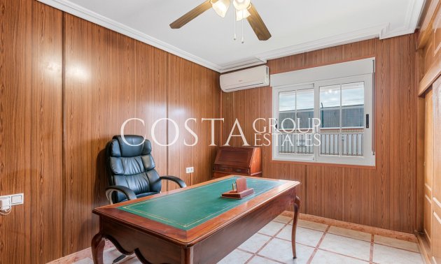 Wiederverkauf - House -
Torrevieja