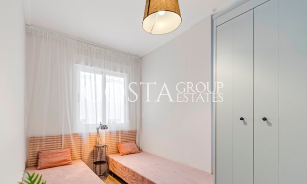 Herverkoop - Huis -
Orihuela Costa - Los Balcones