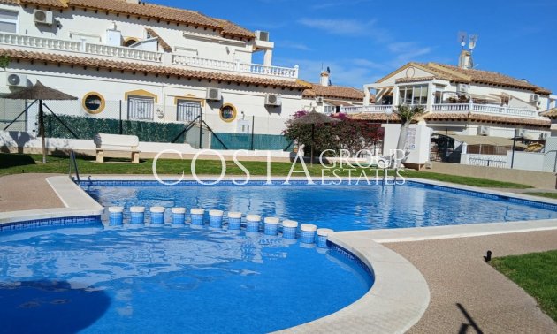 Herverkoop - Huis -
Orihuela Costa