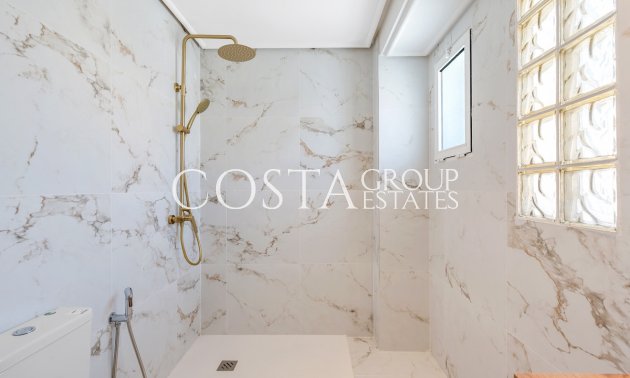 Herverkoop - Villa -
Torrevieja