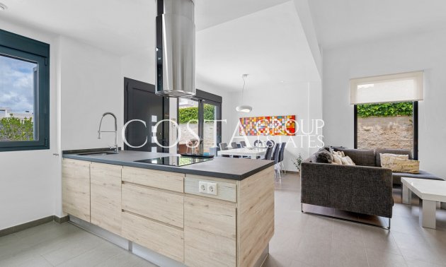 Herverkoop - Villa -
Rojales - Rojales Centro