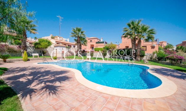 Wiederverkauf - House -
San Miguel de Salinas - San Miguel