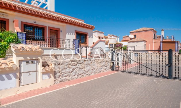 Wiederverkauf - House -
San Miguel de Salinas - San Miguel